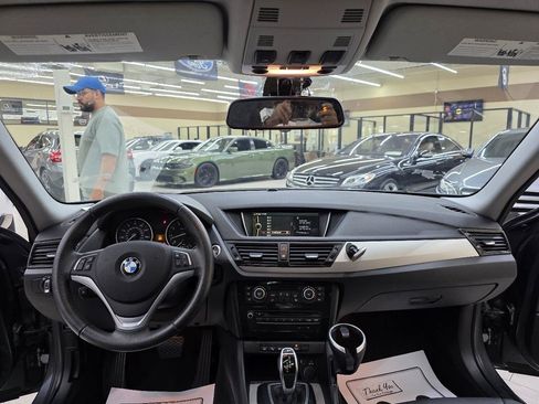 Used 2015 BMW X1 sDrive28i RWD image 26