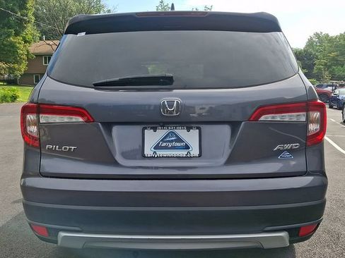 Certified 2021 Honda Pilot EX image 5