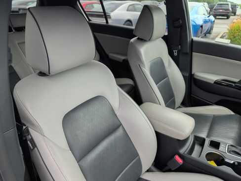 Used 2019 Kia Sportage EX w/ EX Sport Appearance Package FWD image 22