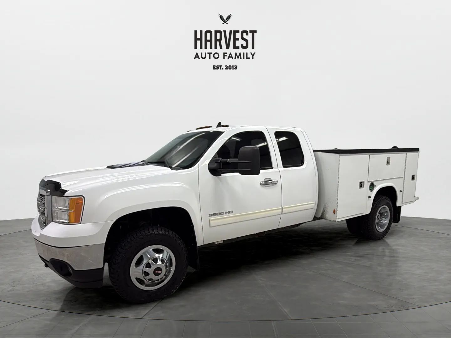 Used 2013 GMC Sierra 3500 SLE w/ SLE Preferred Package AWD/4WD image 1