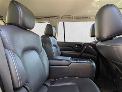 Used 2021 INFINITI QX80 Luxe image 28