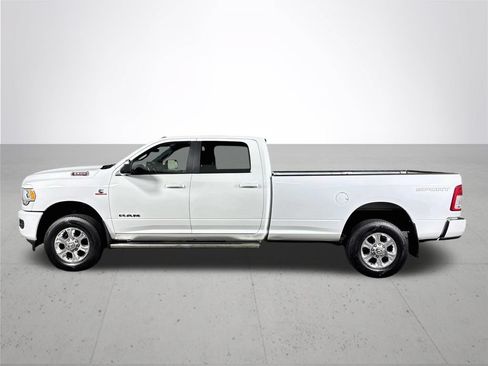 Used 2022 RAM 3500 Big Horn w/ Level A Equipment Group AWD/4WD image 9