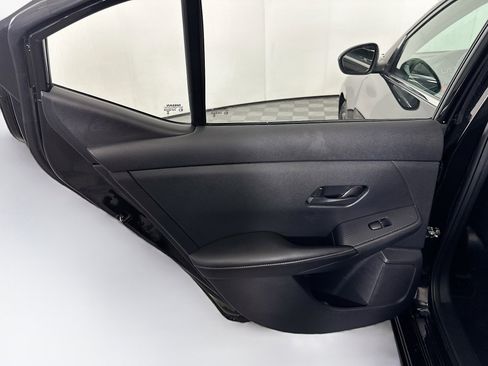 Used 2024 Nissan Sentra SV image 25