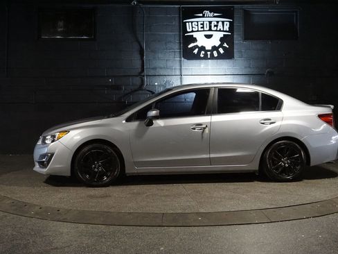 Used 2015 Subaru Impreza 2.0i Premium w/ Popular Package #2 AWD/4WD image 2