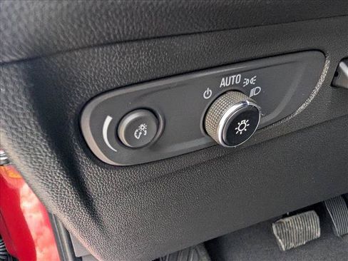 Used 2023 Buick Envision Avenir AWD/4WD image 35