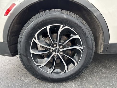 Used 2024 Lincoln Nautilus Premier w/ Equipment Group 102A image 58