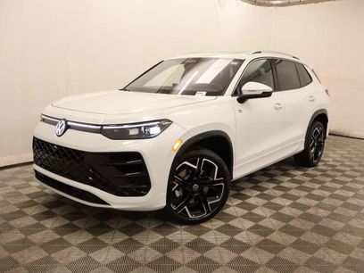 New 2026 Volkswagen Tiguan SEL R-Line