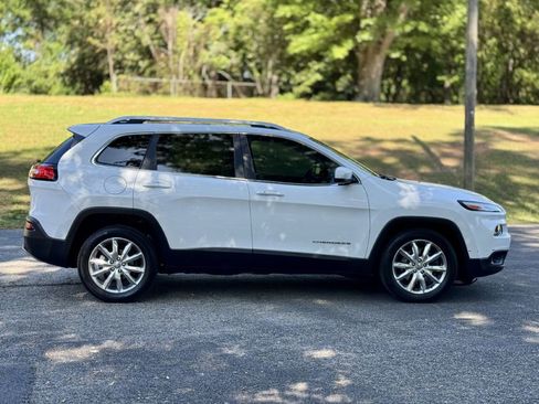 Used 2015 Jeep Cherokee Limited w/ Luxury Group FWD image 5