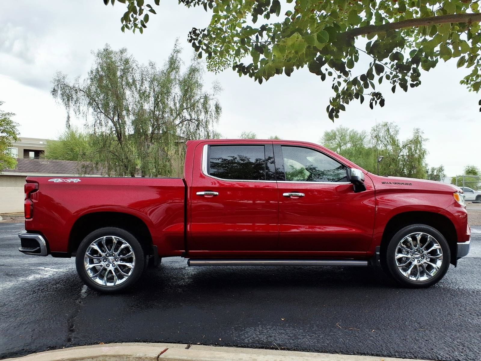 Used 2023 Chevrolet Silverado 1500 LTZ w/ LTZ Premium Package AWD/4WD image 4