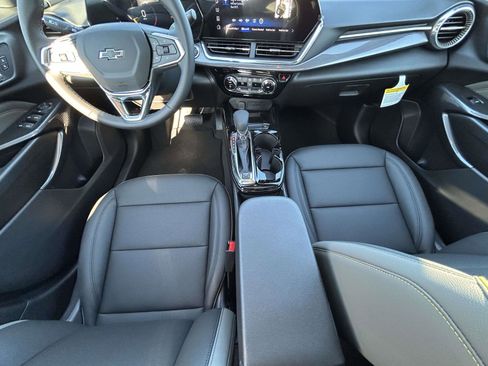 New 2026 Chevrolet Trax ACTIV w/ Sunroof Package image 13