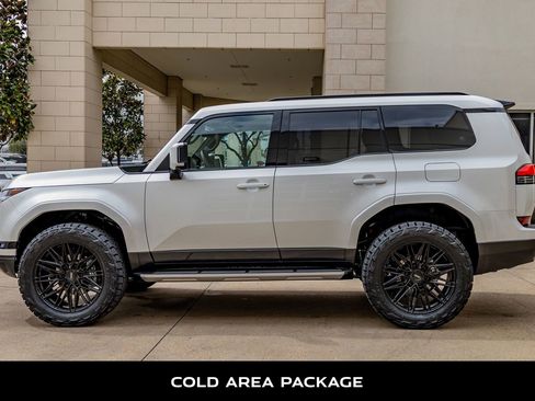 Used 2026 Lexus GX 550 w/ Accessory Package (2T) image 6