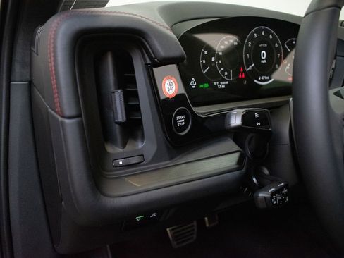 New 2026 Porsche Cayenne GTS AWD/4WD image 20