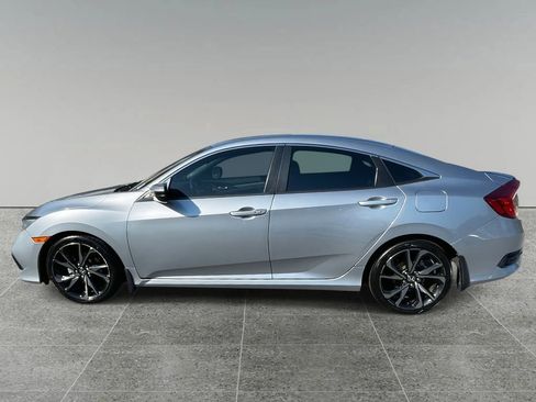 Used 2019 Honda Civic Sport image 2