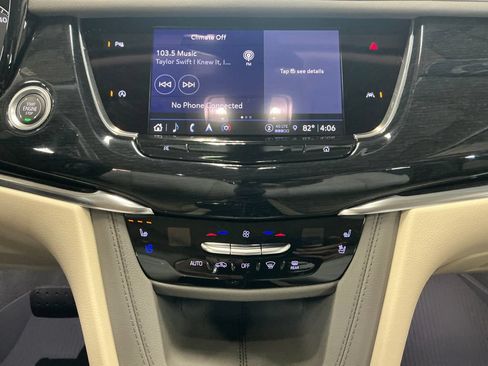 Used 2025 Cadillac XT6 Premium Luxury w/ LPO, Floor Liner Package AWD/4WD image 19