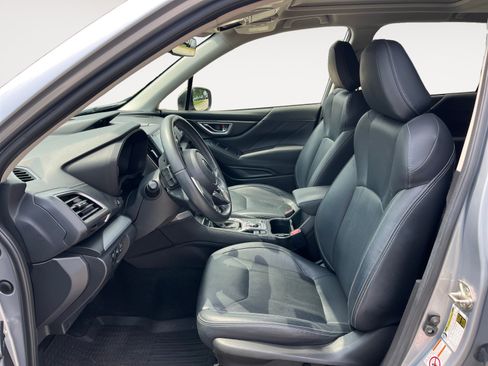Used 2019 Subaru Forester Limited AWD/4WD image 11