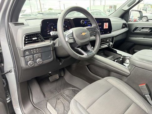 Used 2026 Chevrolet Tahoe LS AWD/4WD image 24