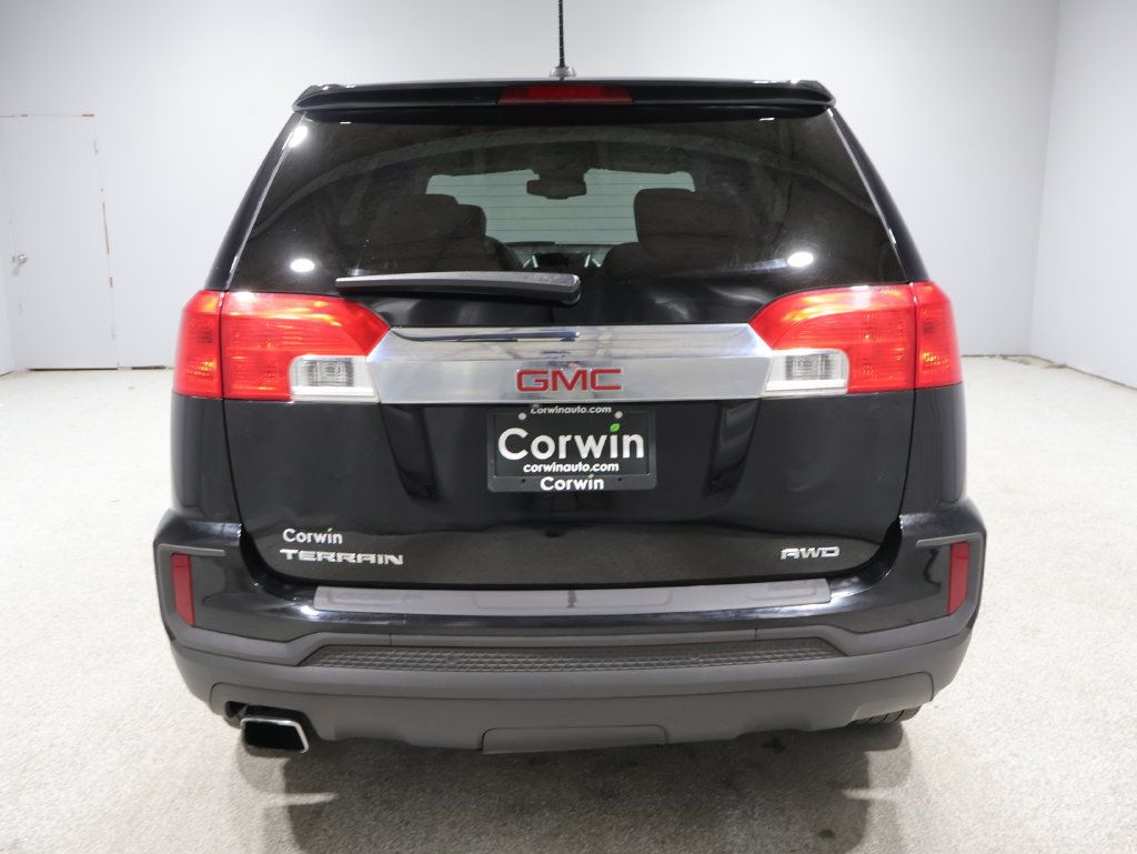 Used 2017 GMC Terrain SLE AWD/4WD image 3