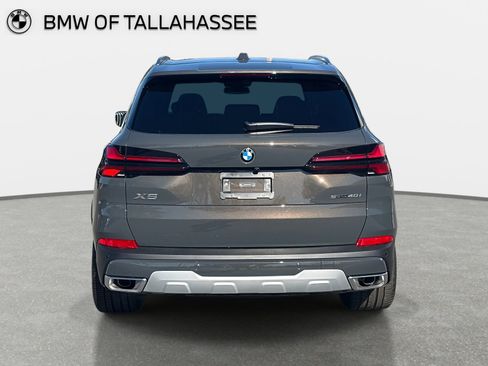 New 2026 BMW X5 sDrive40i image 6