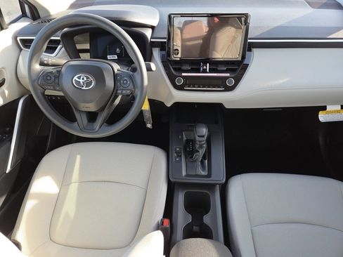 New 2026 Toyota Corolla Cross L image 25