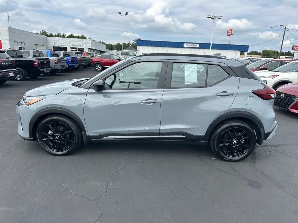 Used 2024 Nissan Kicks SR FWD image 6