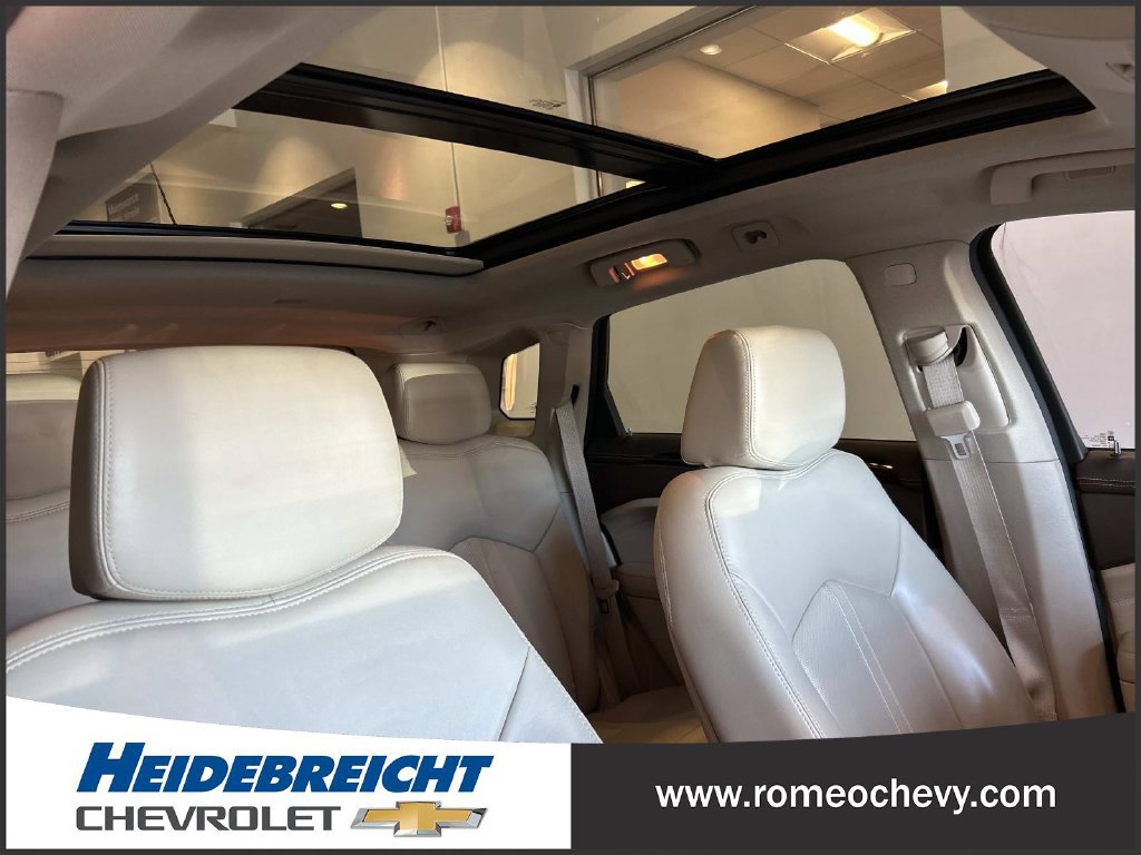 Used 2015 Cadillac SRX Luxury FWD image 36