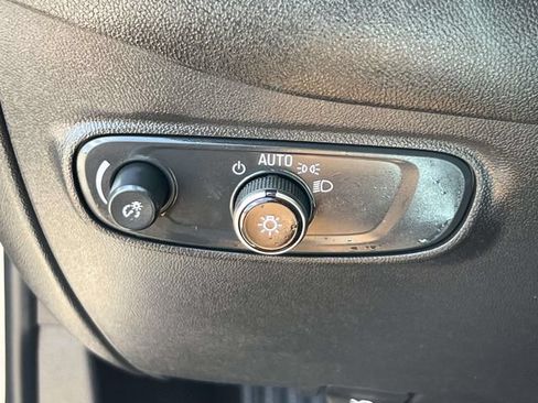 Certified 2023 Chevrolet Equinox LT AWD/4WD image 22