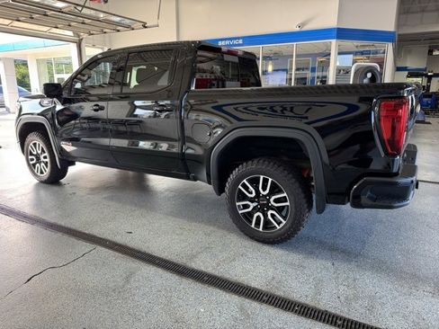 Used 2021 GMC Sierra 1500 AT4 w/ AT4 Preferred Package image 5
