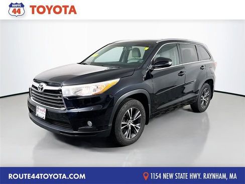 Used 2016 Toyota Highlander XLE w/ Protection Package #3 image 1