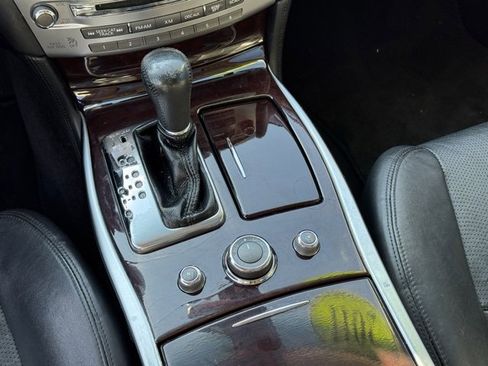 Used 2011 INFINITI M37 w/ Premium Pkg image 15