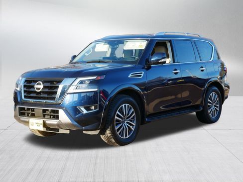 Certified 2024 Nissan Armada SL w/ Cargo Package image 3