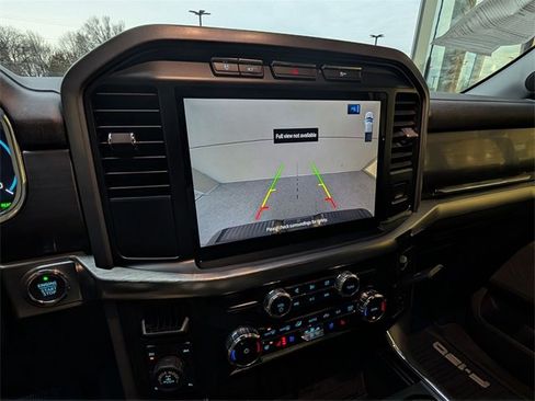 Used 2023 Ford F150 Lariat image 27