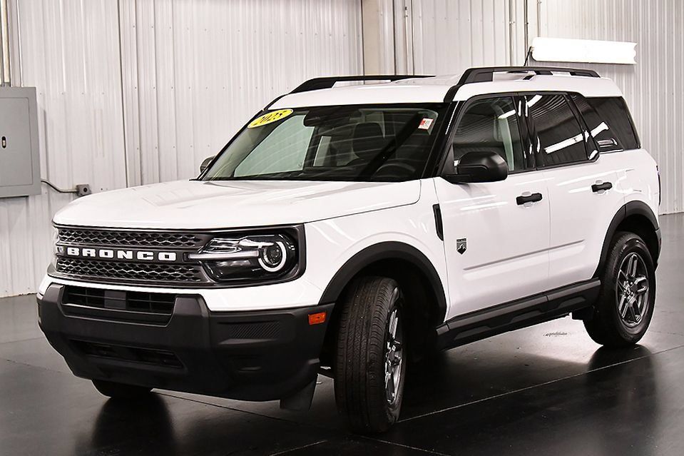 Used 2025 Ford Bronco Sport Big Bend AWD/4WD image 3