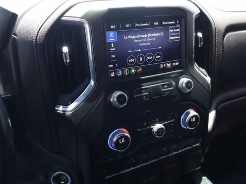 Used 2021 GMC Sierra 1500 AT4 AWD/4WD image 12
