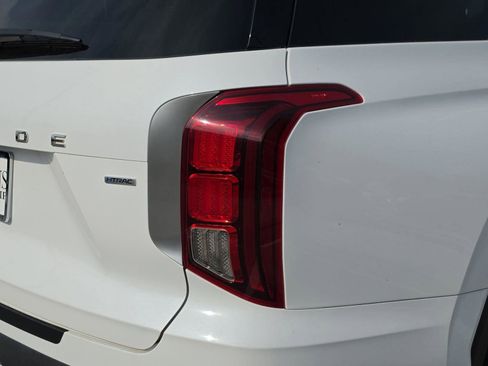 Used 2022 Hyundai Palisade SEL w/ Convenience Package image 14