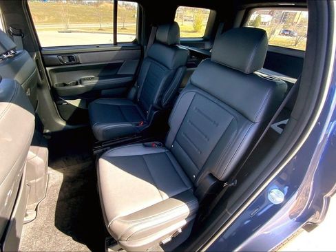 Used 2025 Hyundai Santa Fe Calligraphy image 19