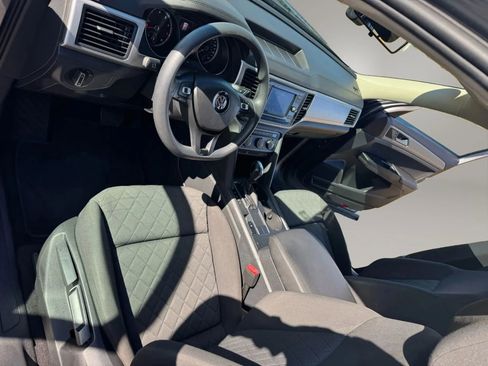 Used 2018 Volkswagen Atlas S image 12