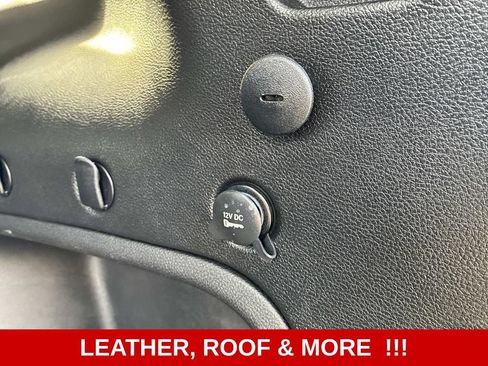 Used 2021 Jeep Grand Cherokee Limited AWD/4WD image 15