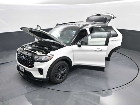 New 2026 Ford Explorer ST AWD/4WD image 68