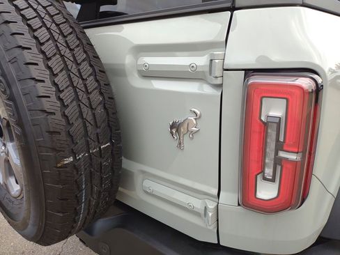 Used 2024 Ford Bronco Big Bend image 37