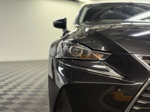 Used 2020 Lexus IS 300 image 3