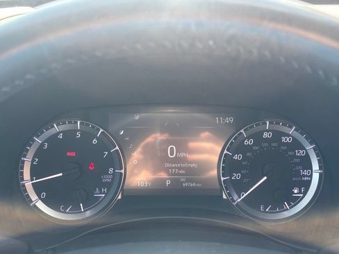 Used 2024 Toyota Highlander XSE FWD image 25