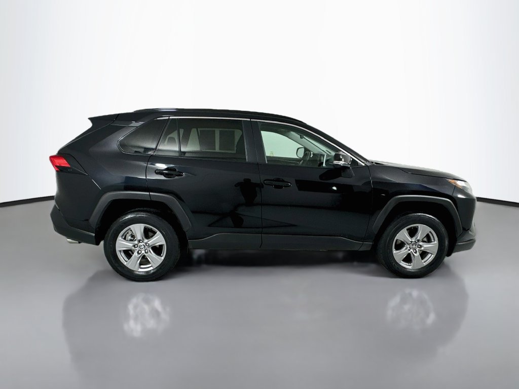 Used 2024 Toyota RAV4 XLE w/ Convenience Package AWD/4WD image 9