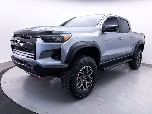 Used 2024 Chevrolet Colorado ZR2 w/ ZR2 Convenience Package III AWD/4WD image 14
