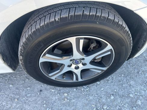 Used 2015 Volvo XC60 T6 Premier Plus image 12