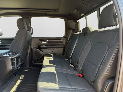 New 2026 RAM 1500 Big Horn AWD/4WD image 9
