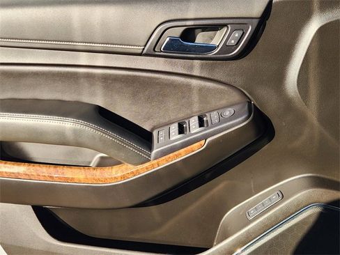 Used 2019 Chevrolet Tahoe Premier image 22