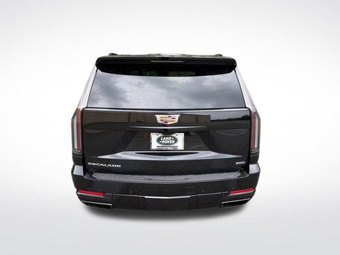 Used 2025 Cadillac Escalade Sport w/ Touring Package AWD/4WD image 7