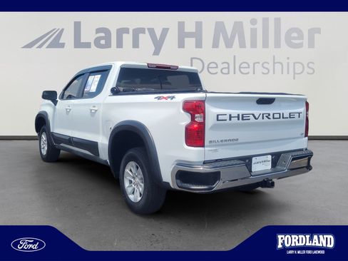 Used 2023 Chevrolet Silverado 1500 LT AWD/4WD image 3