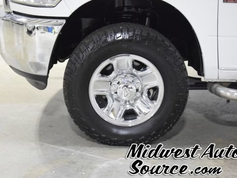 Used 2018 RAM 3500 Tradesman w/ Chrome Appearance Group AWD/4WD image 6