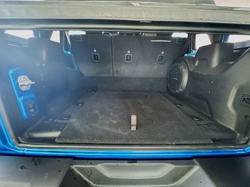 Used 2022 Jeep Wrangler Unlimited Rubicon 4xe w/ Safety Group image 31